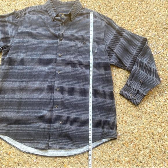 Like New Men’s Woolrich Striped Flannel Shirt XL - Picture 4 of 13